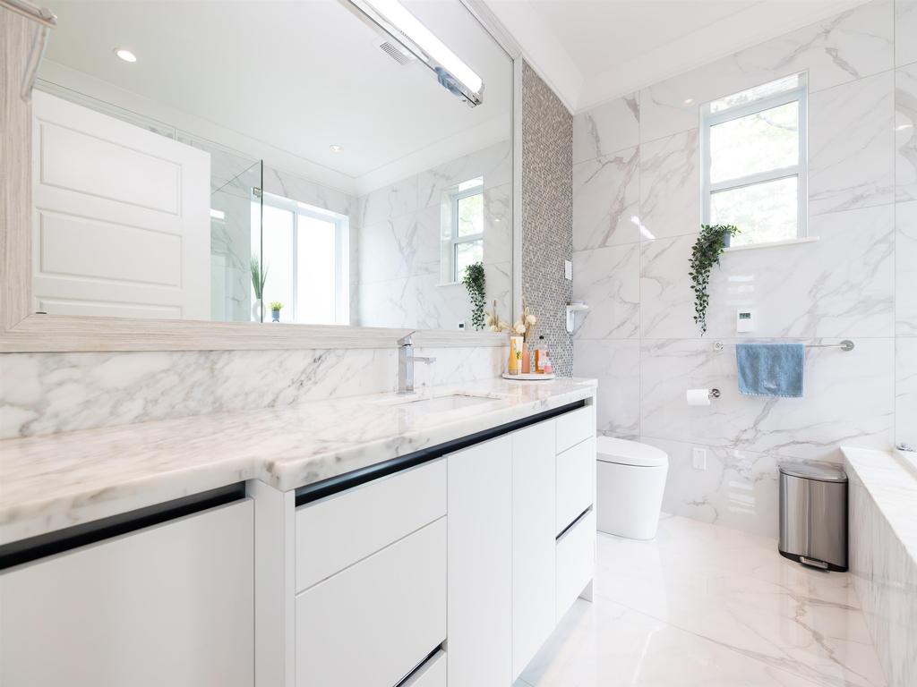 Listing Image for R3100845