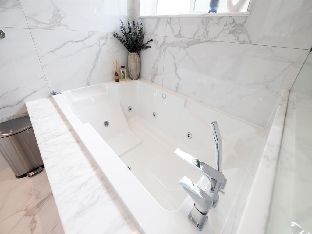 Listing Image for R3100845