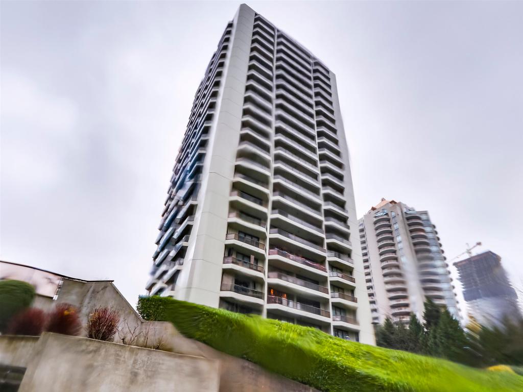 Listing Image for R3100867