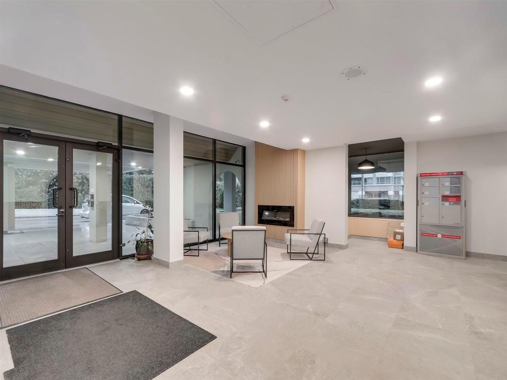 Listing Image for R3100867