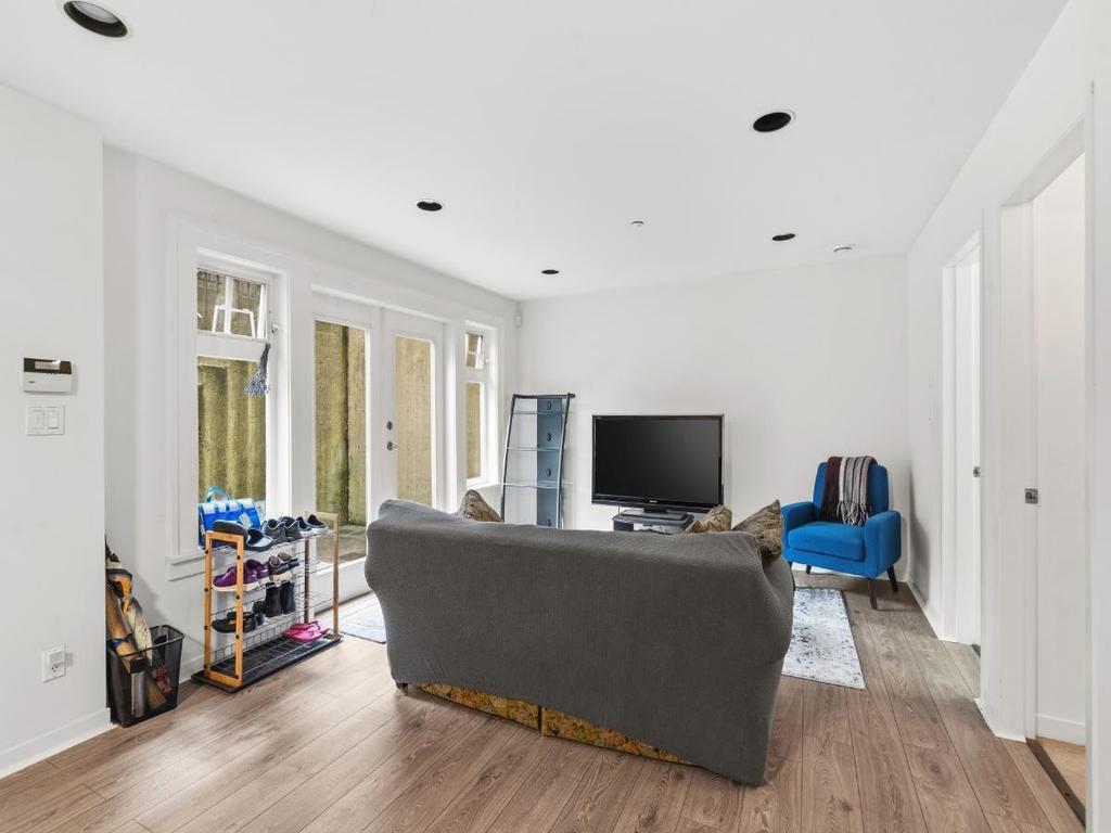 Listing Image for R3100868