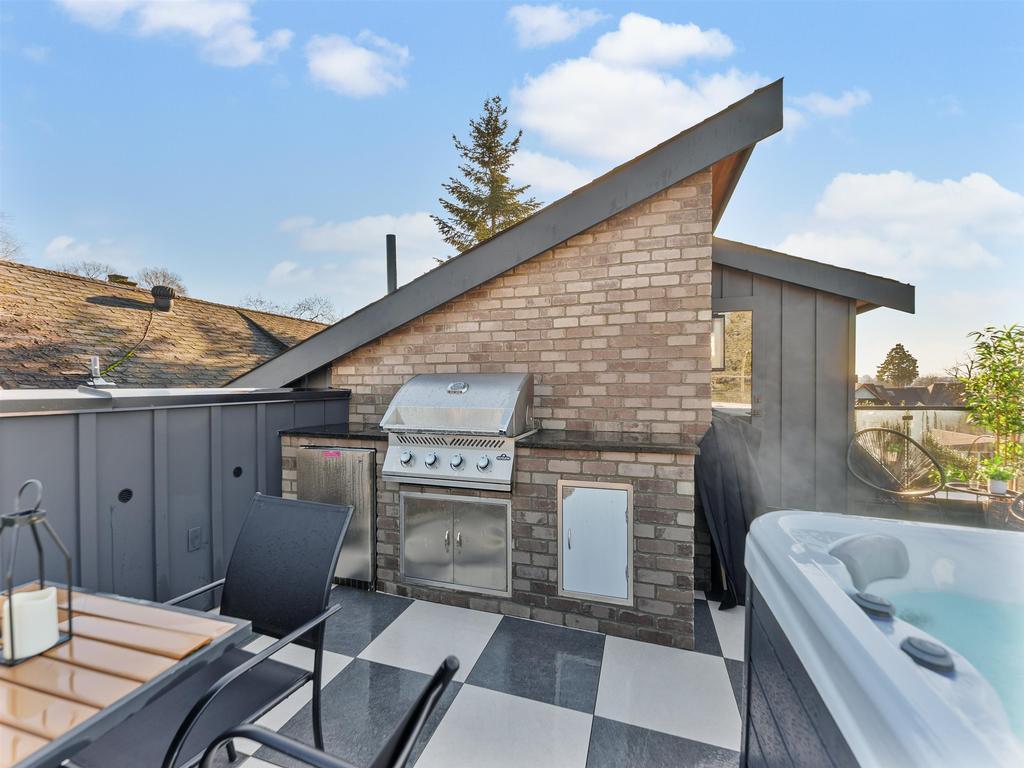 Listing Image for R3100870