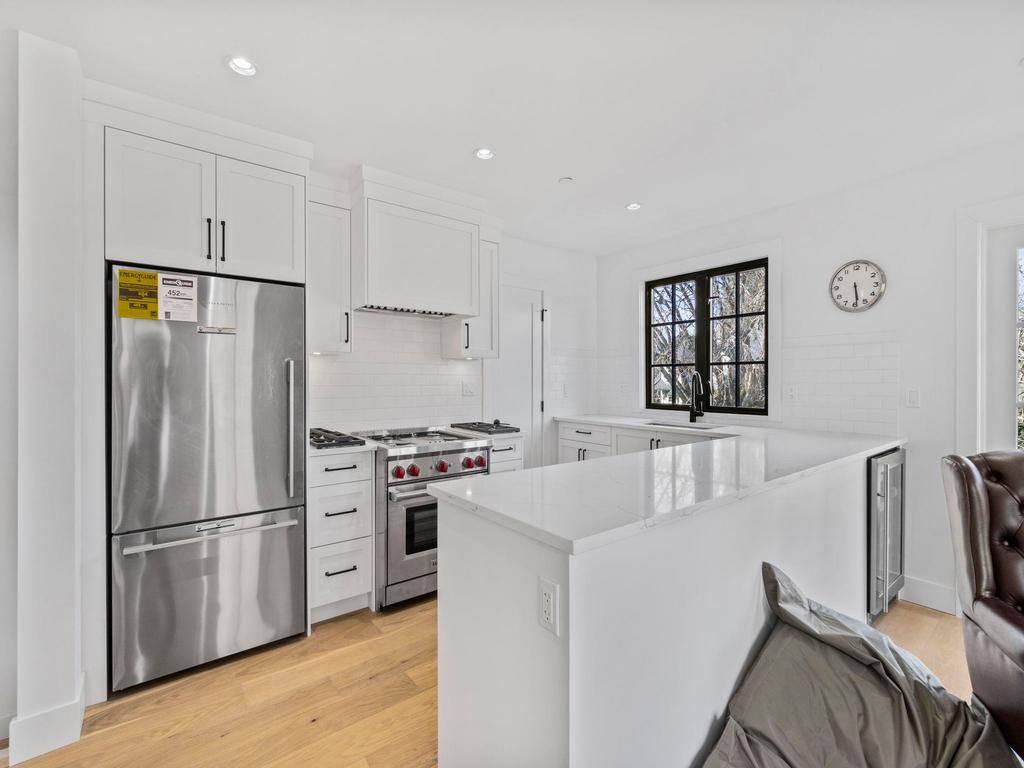 Listing Image for R3100898