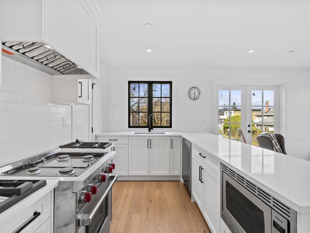 Listing Image for R3100898