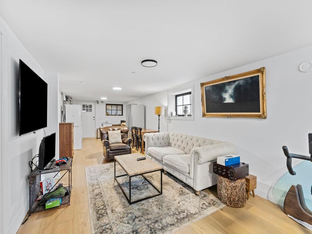 Listing Image for R3100898