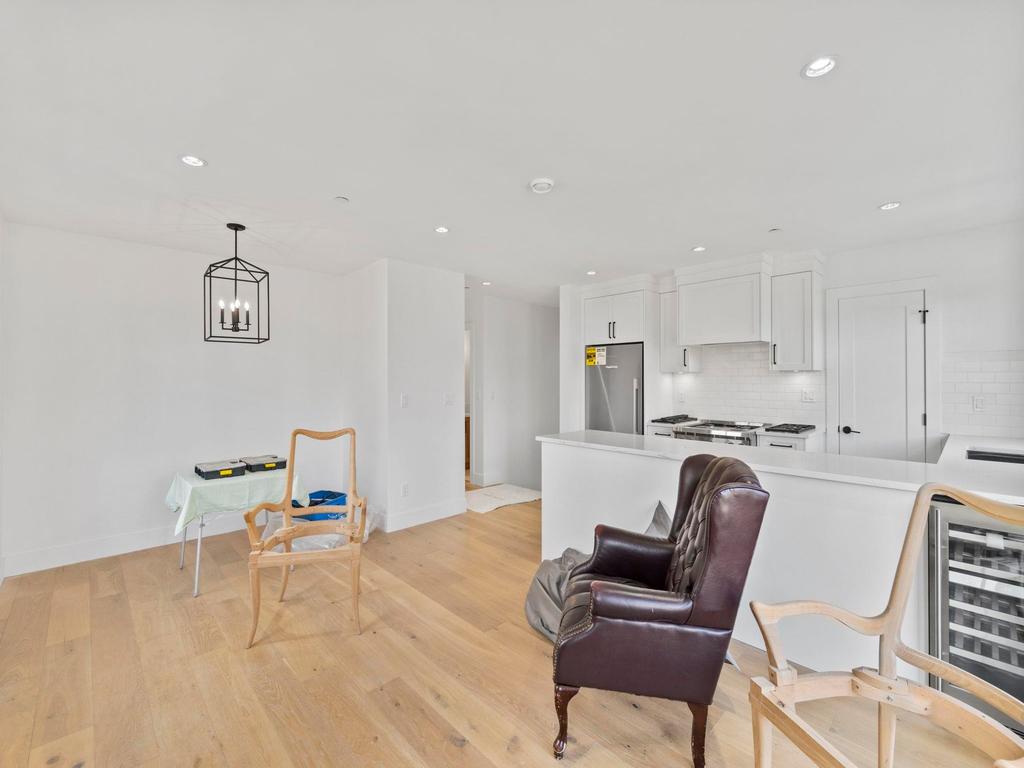 Listing Image for R3100898