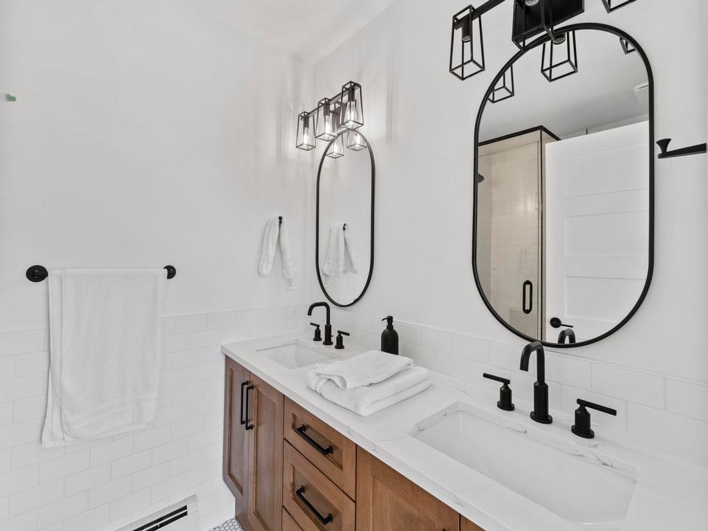 Listing Image for R3100898