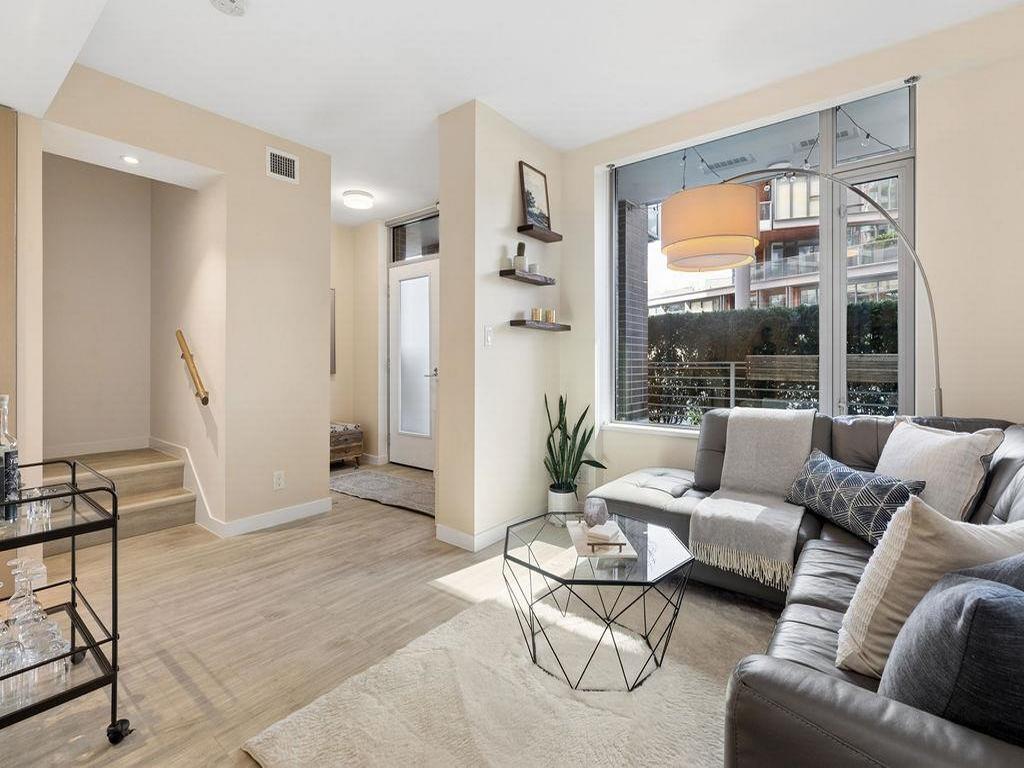 Listing Image for R3100900