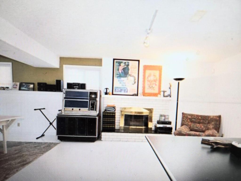 Listing Image for R3100959