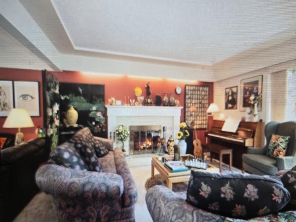 Listing Image for R3100959