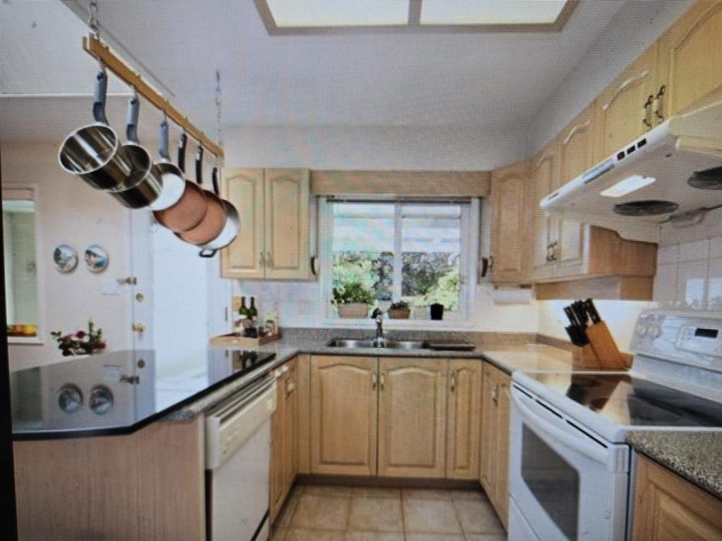 Listing Image for R3100959