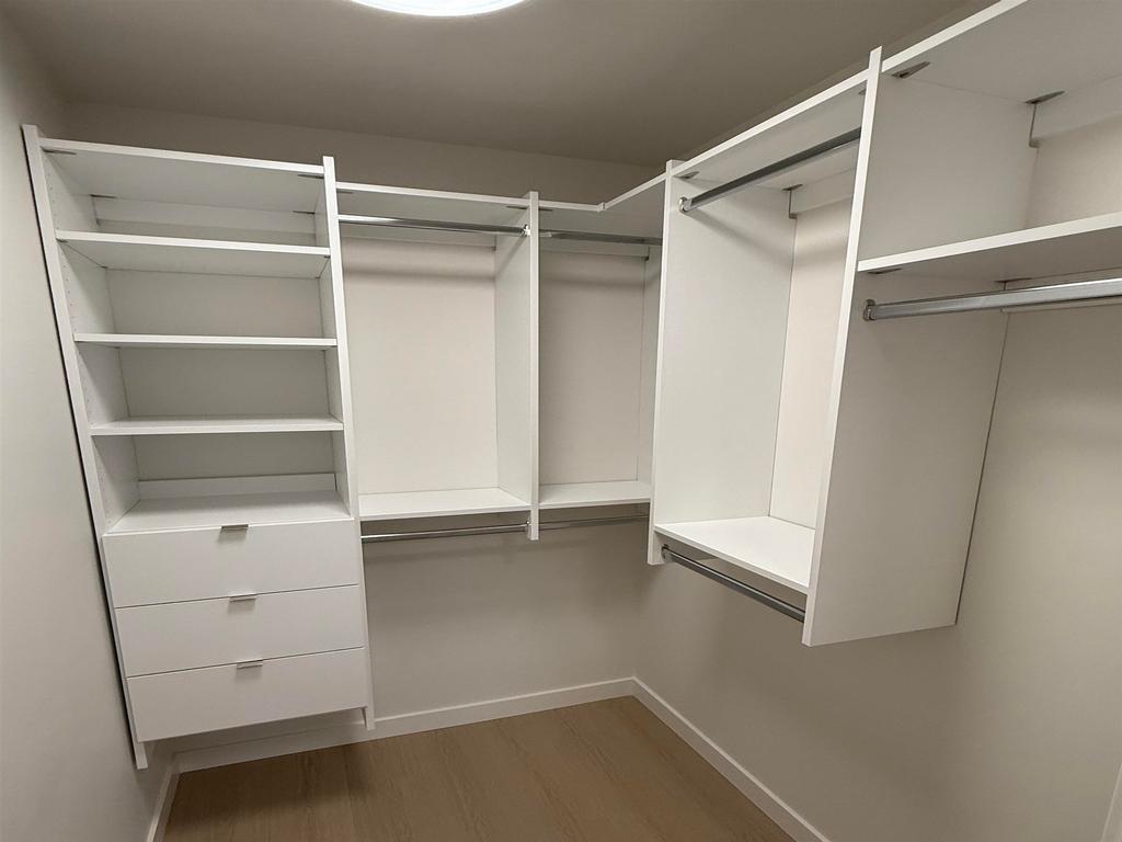 Listing Image for R3100970