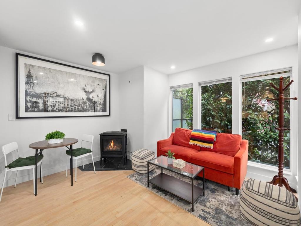 Listing Image for R3100975