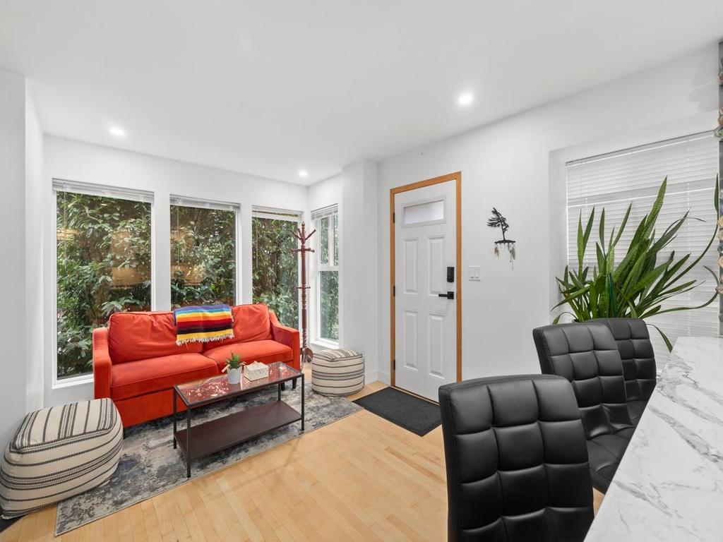 Listing Image for R3100975