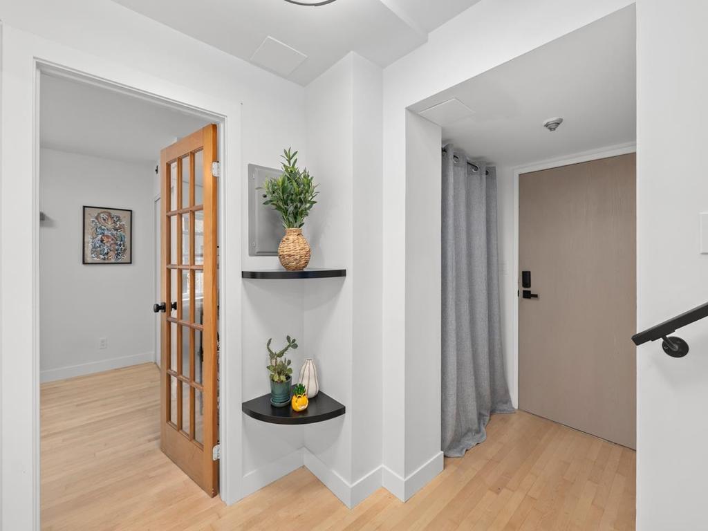 Listing Image for R3100975