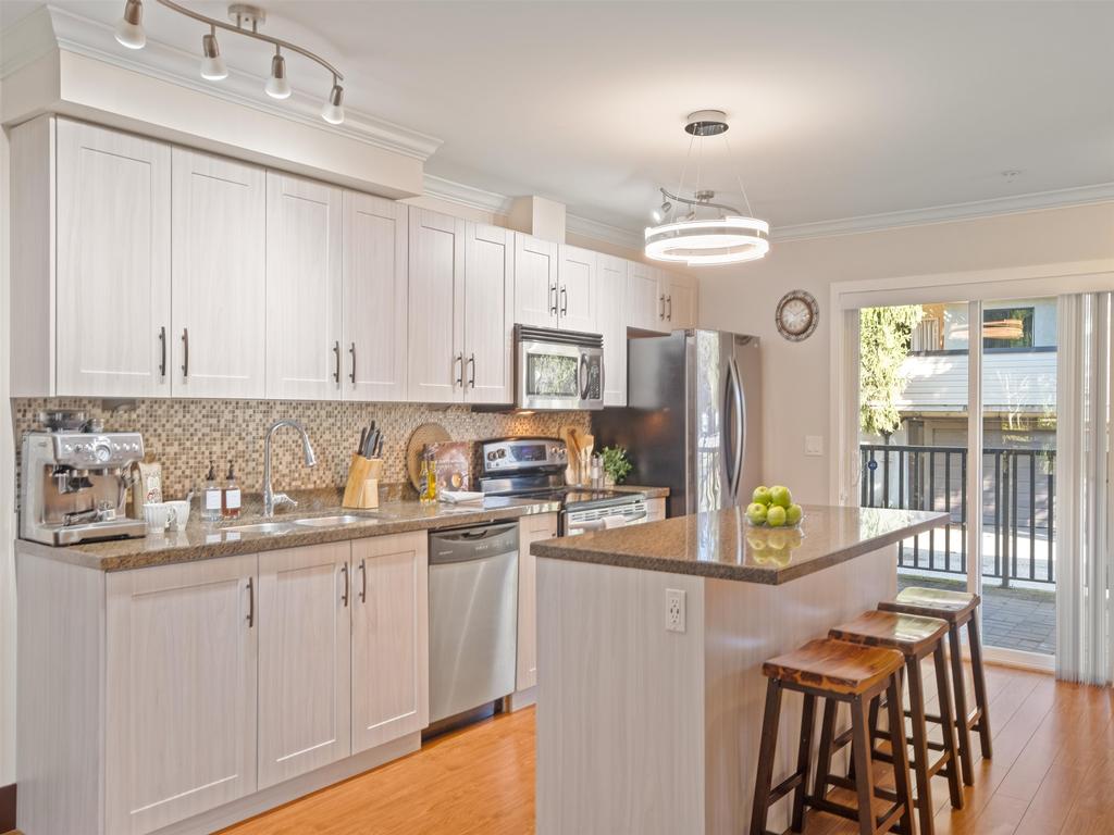 Listing Image for R3100978