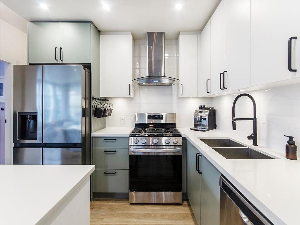 Listing Image for R3100995