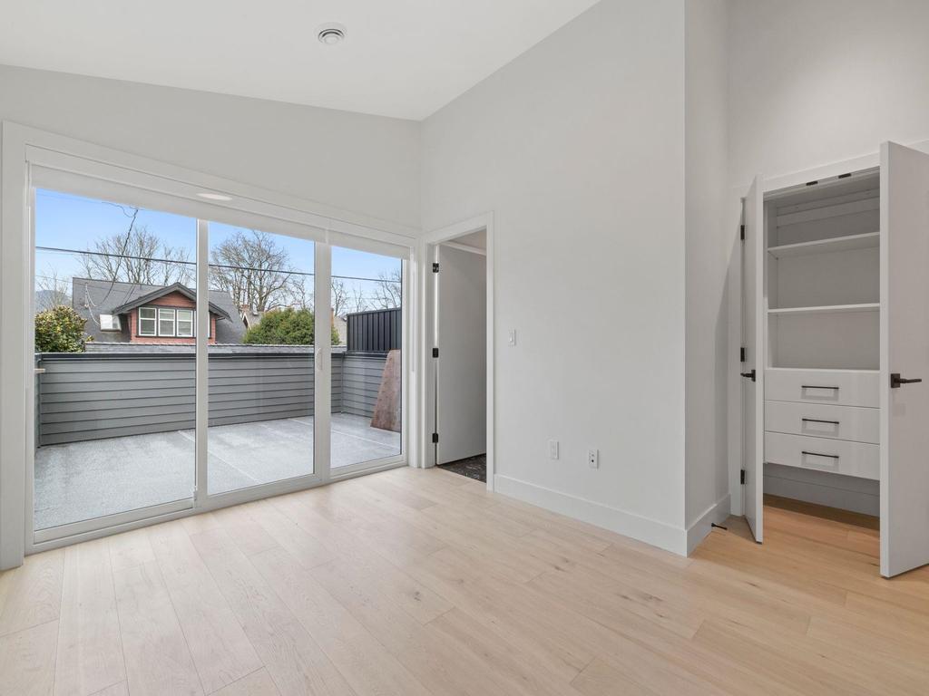 Listing Image for R3100996