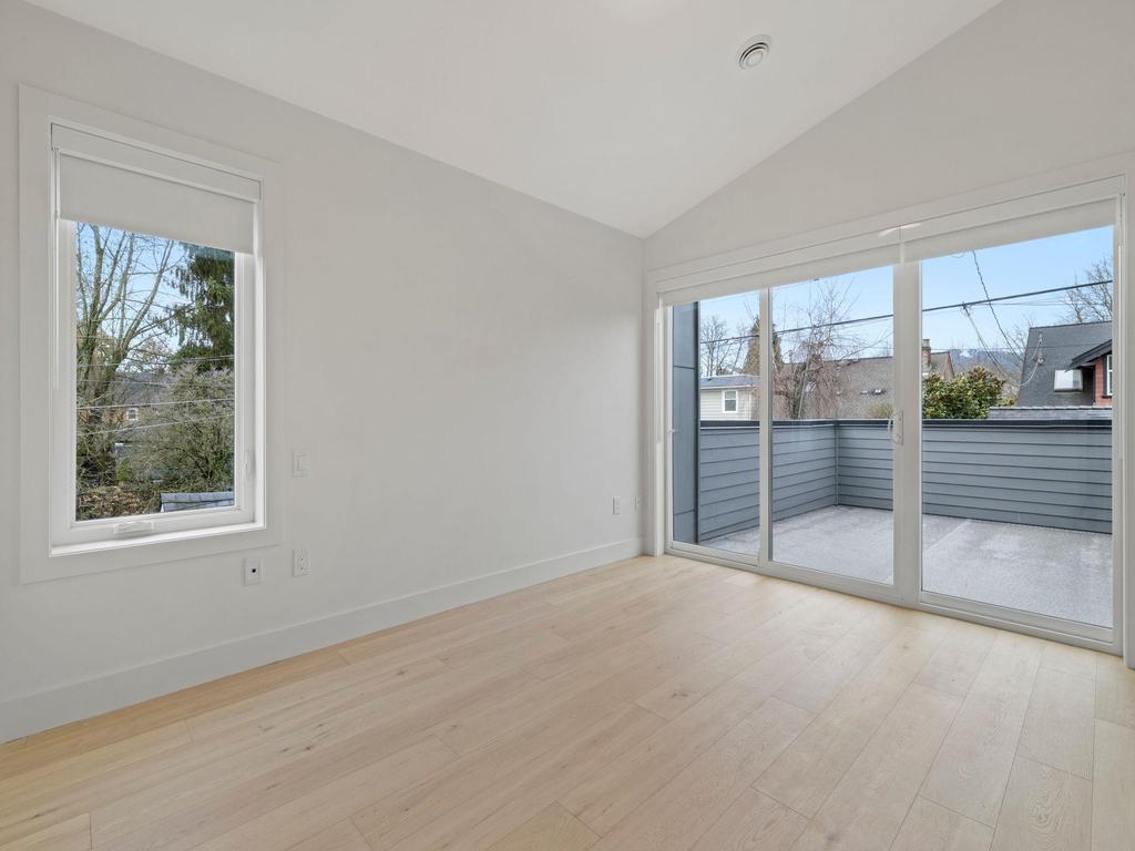Listing Image for R3100996