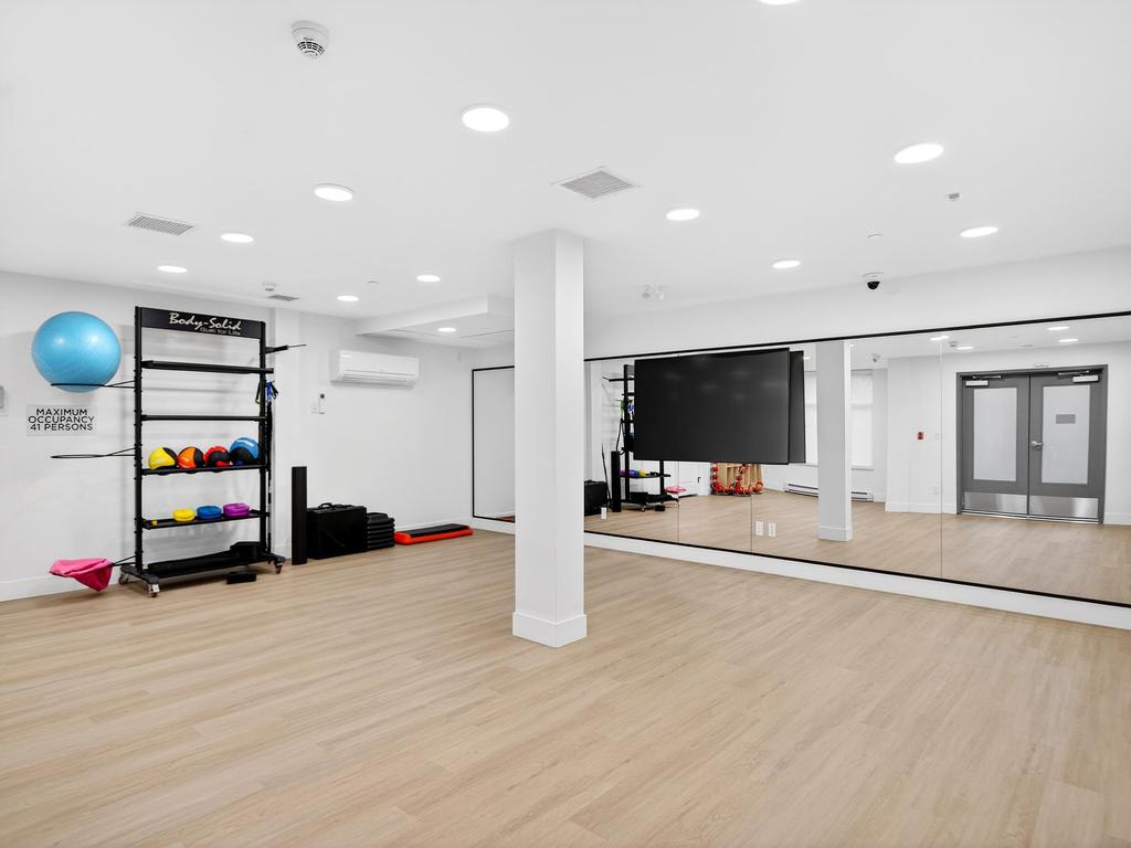 Listing Image for R3101012