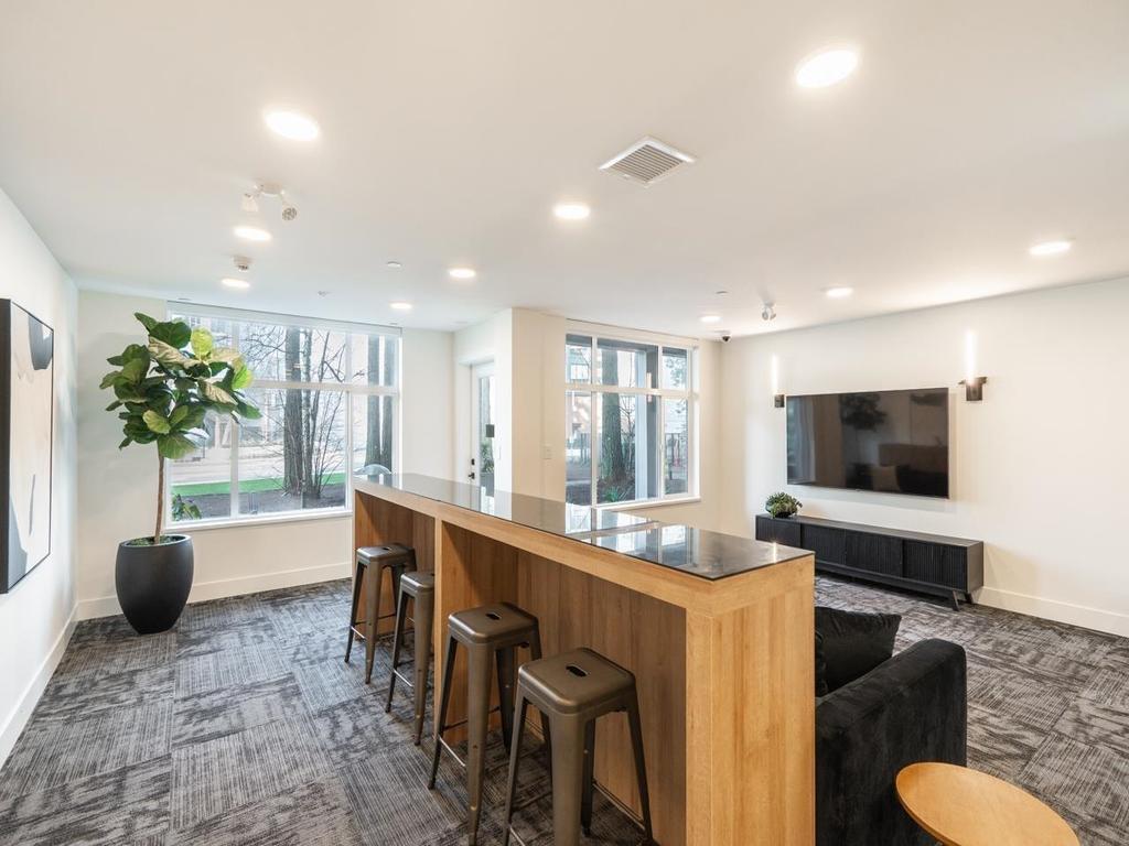 Listing Image for R3101012