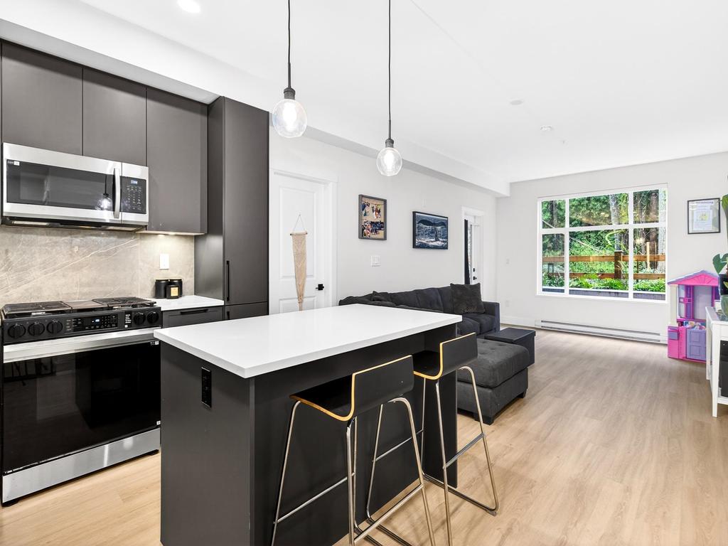 Listing Image for R3101012