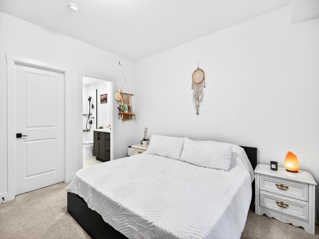 Listing Image for R3101012