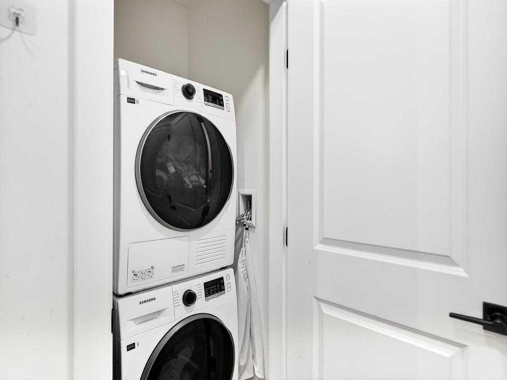 Listing Image for R3101012