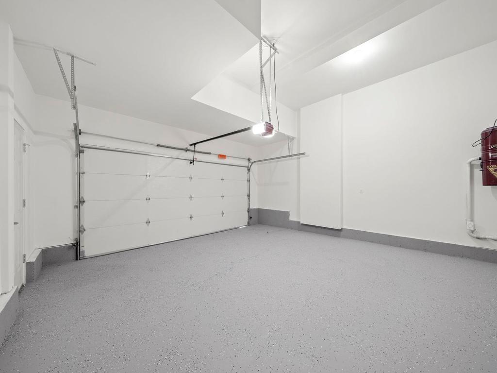 Listing Image for R3101013