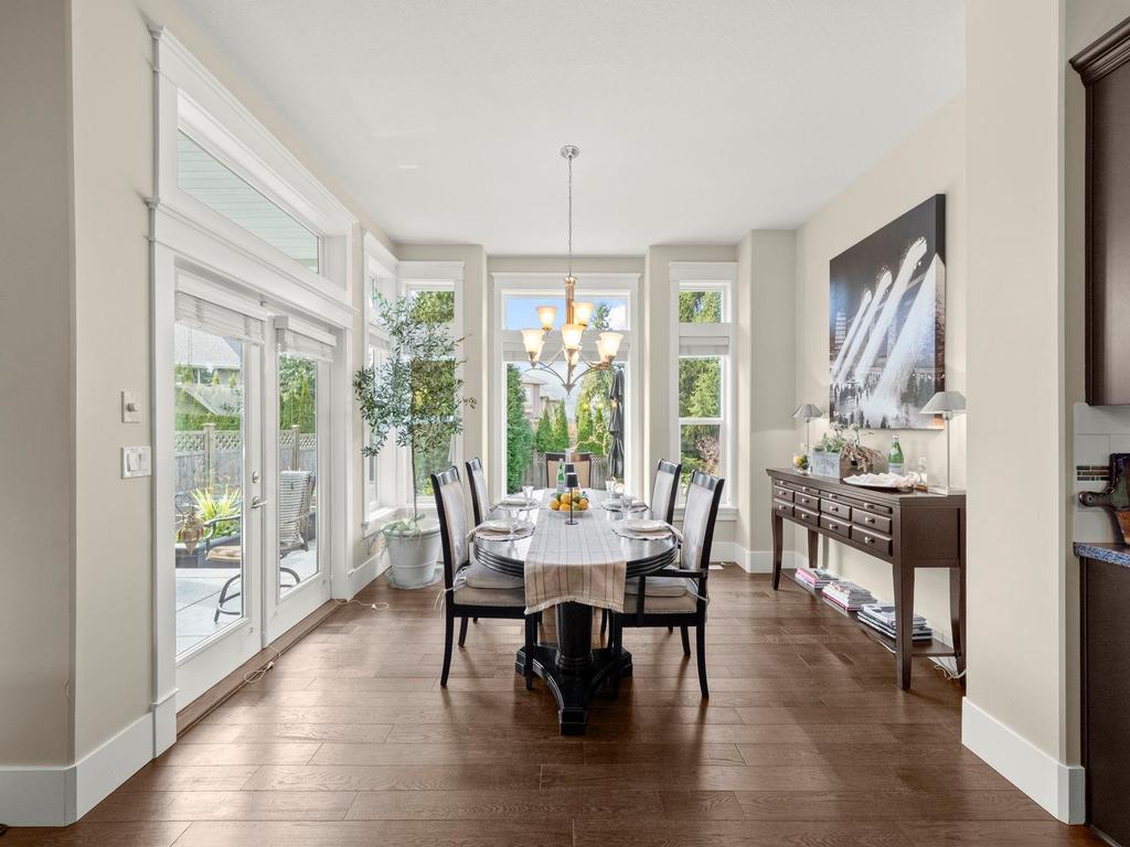 Listing Image for R3101013