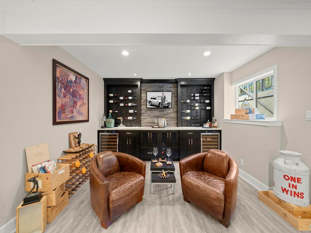 Listing Image for R3101013