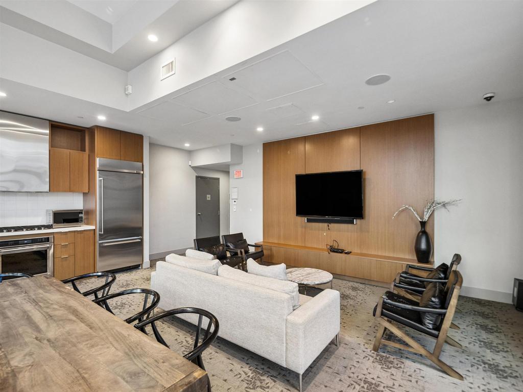 Listing Image for R3101020