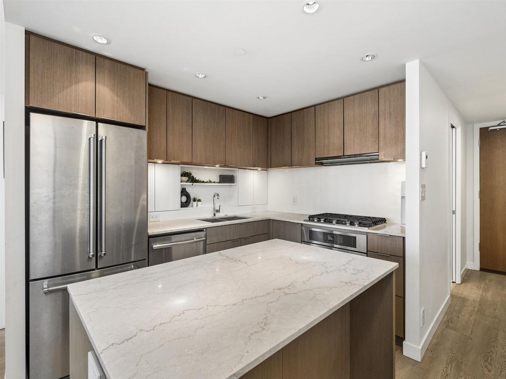 Listing Image for R3101020