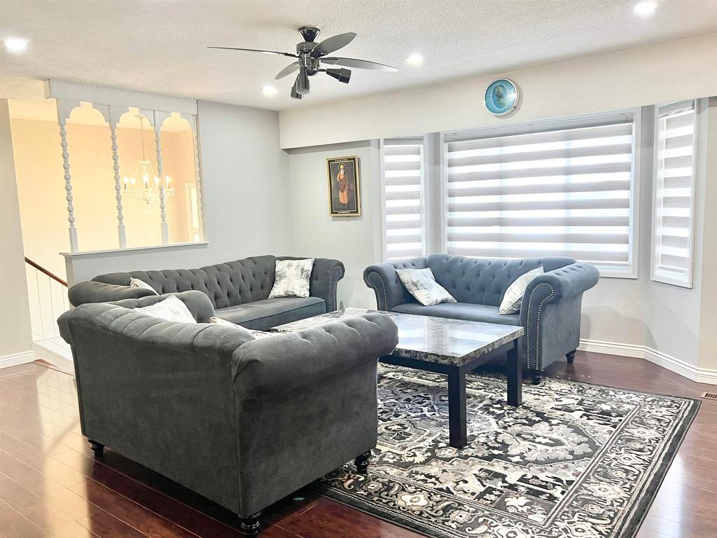 Listing Image for R3101022