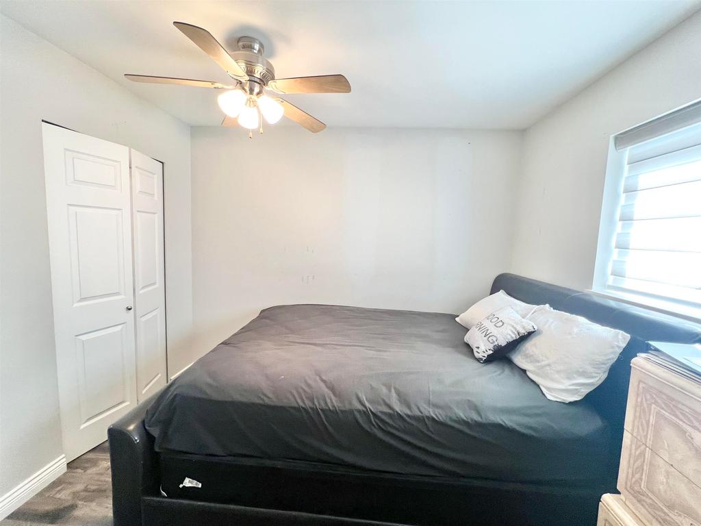 Listing Image for R3101022