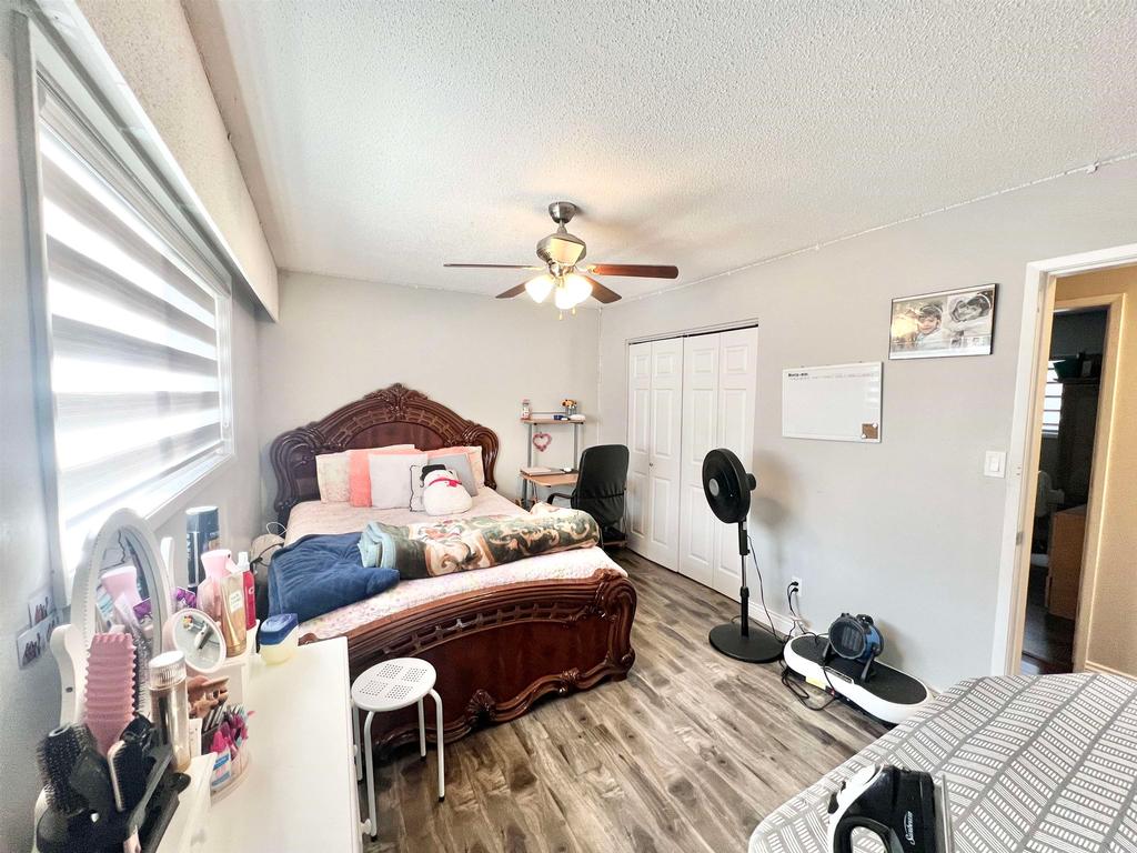 Listing Image for R3101022