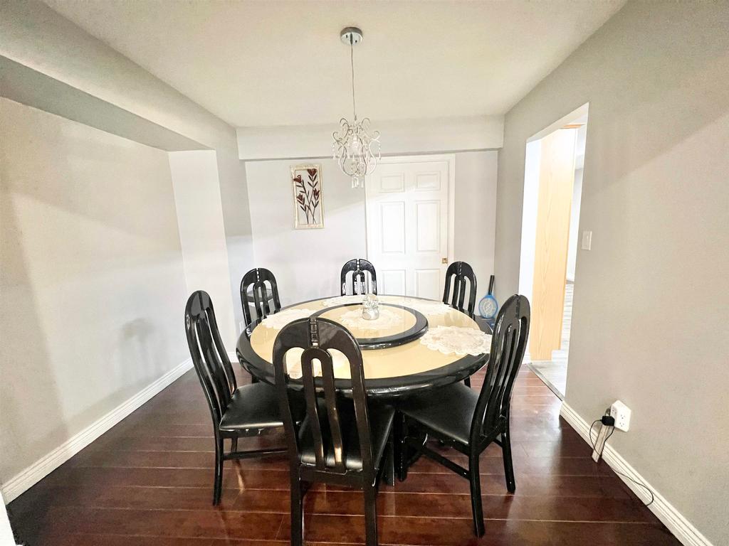 Listing Image for R3101022