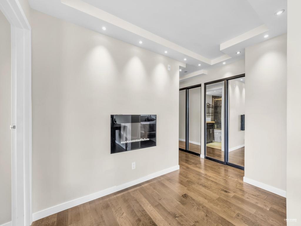 Listing Image for R3101029