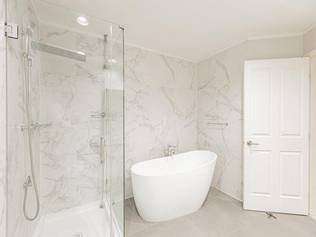 Listing Image for R3101045