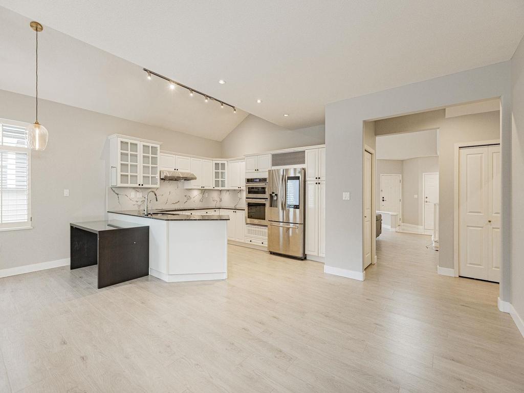 Listing Image for R3101045