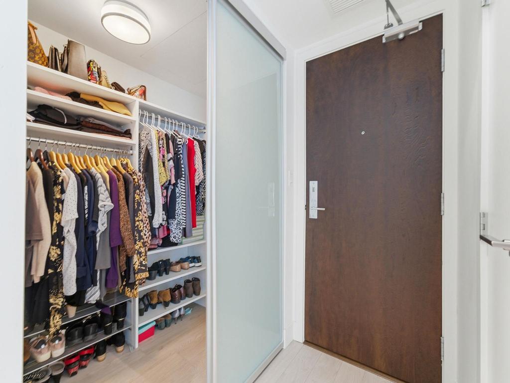 Listing Image for R3101047