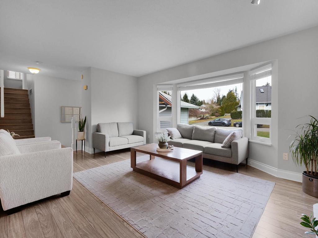 Listing Image for R3101052