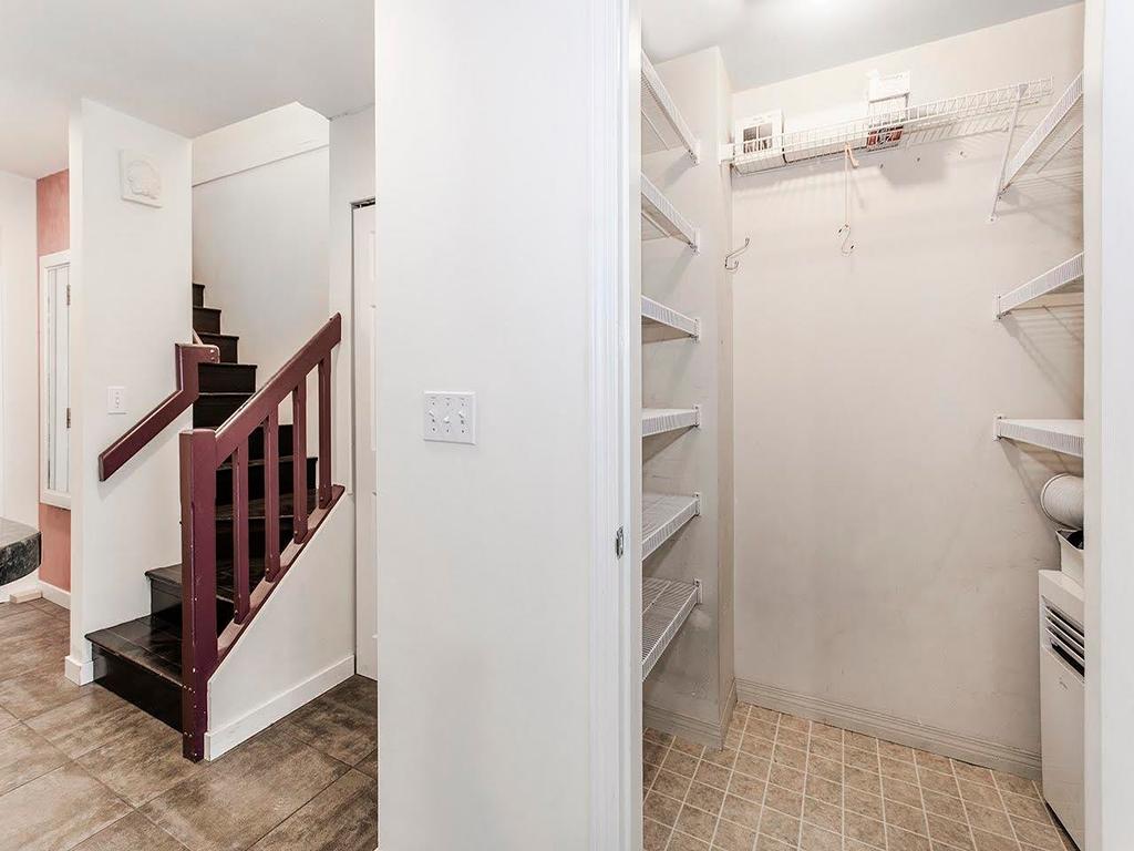 Listing Image for R3101078