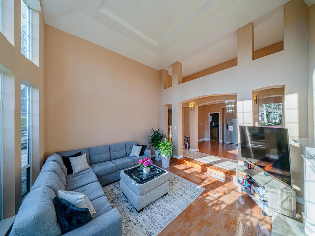 Listing Image for R3101080