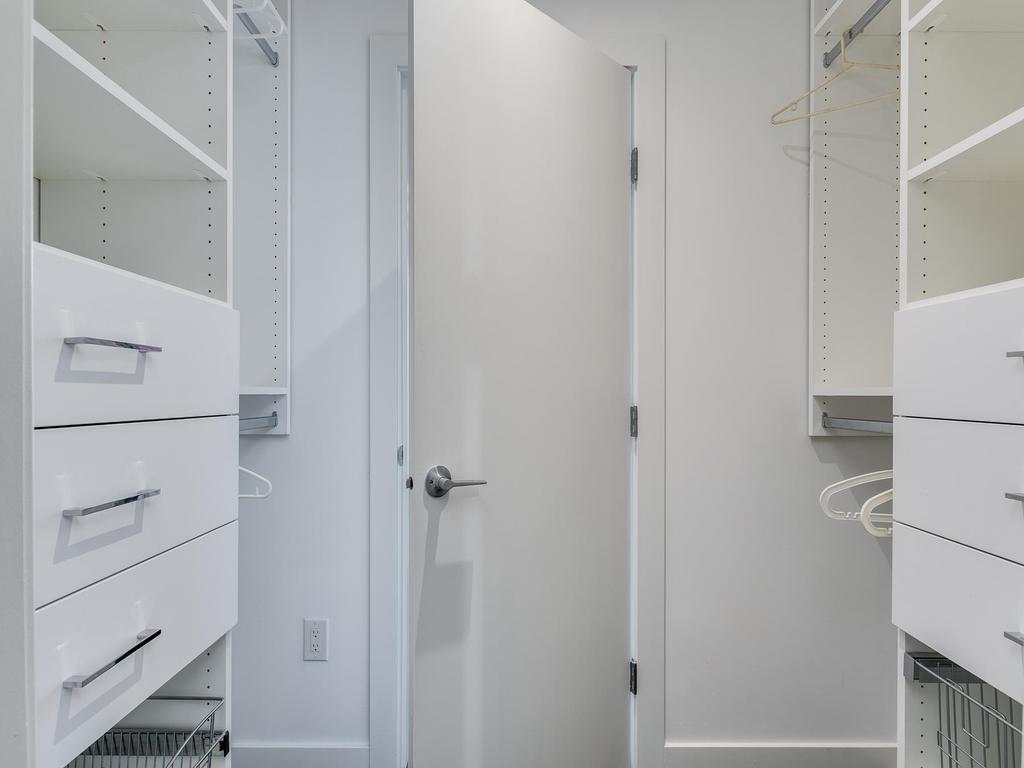 Listing Image for R3101083