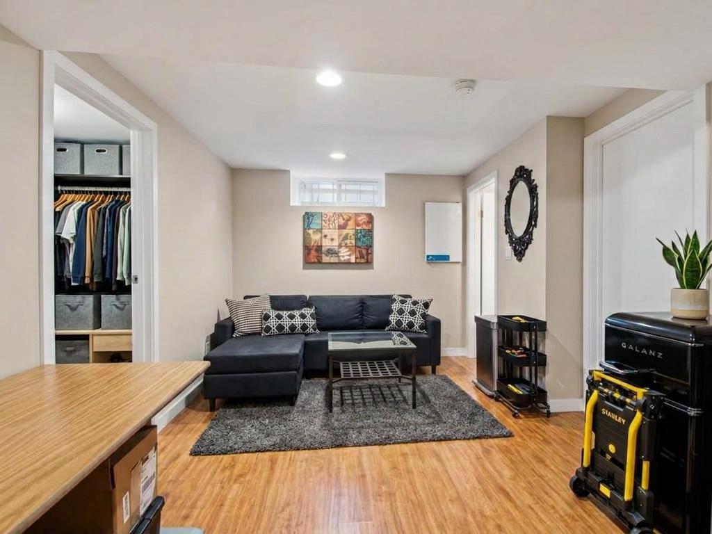 Listing Image for R3101086