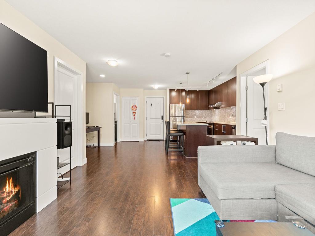 Listing Image for R3101097