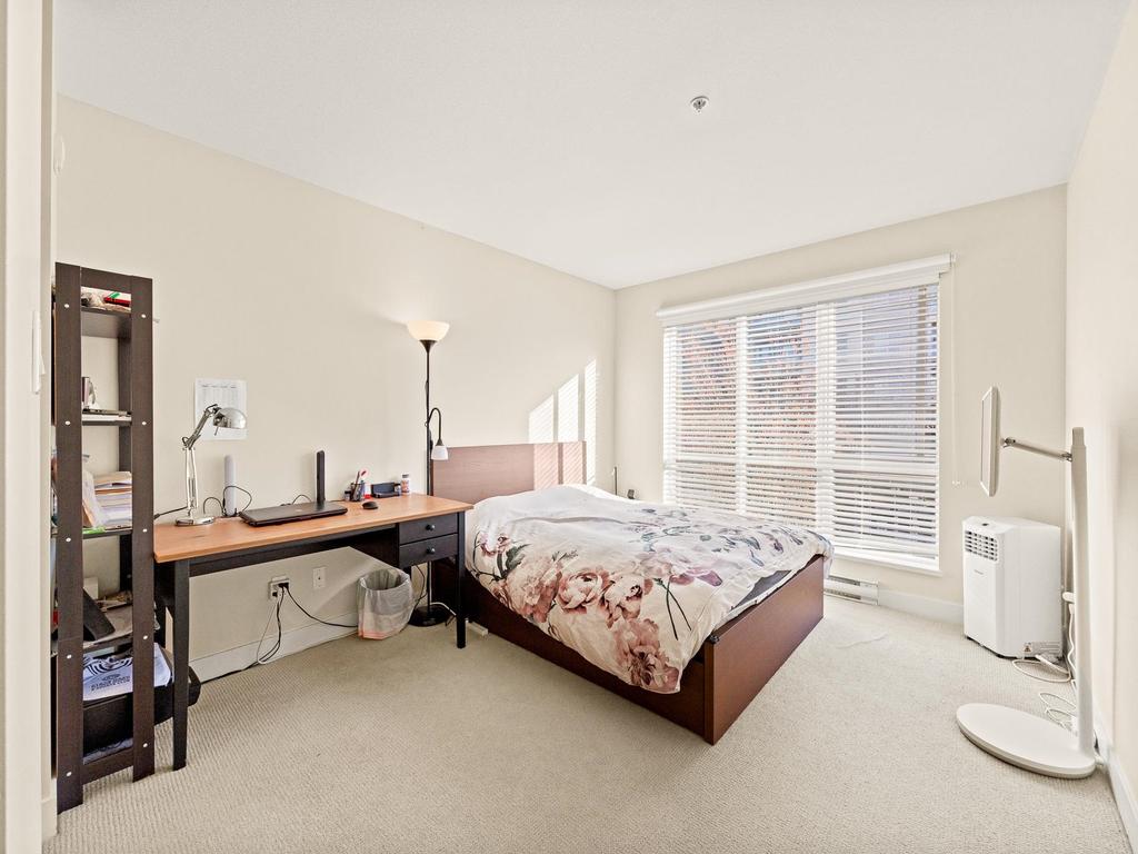 Listing Image for R3101097