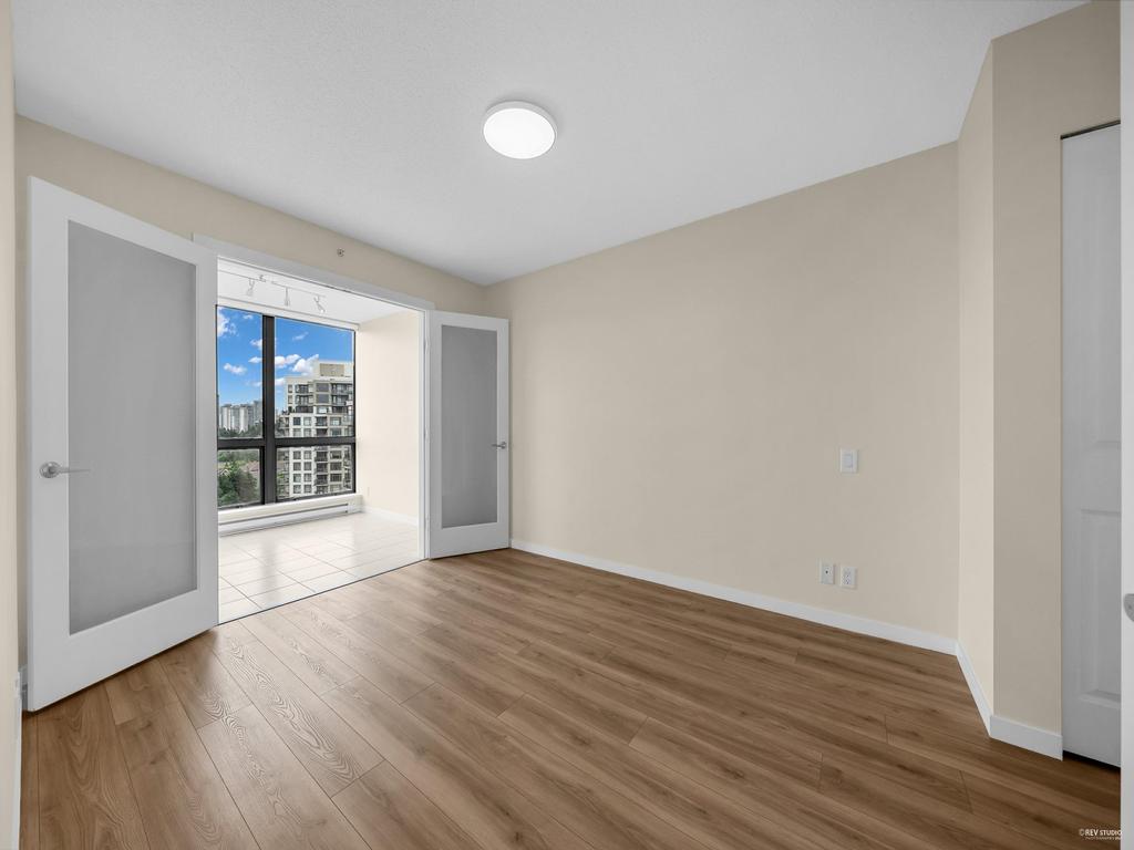 Listing Image for R3101101