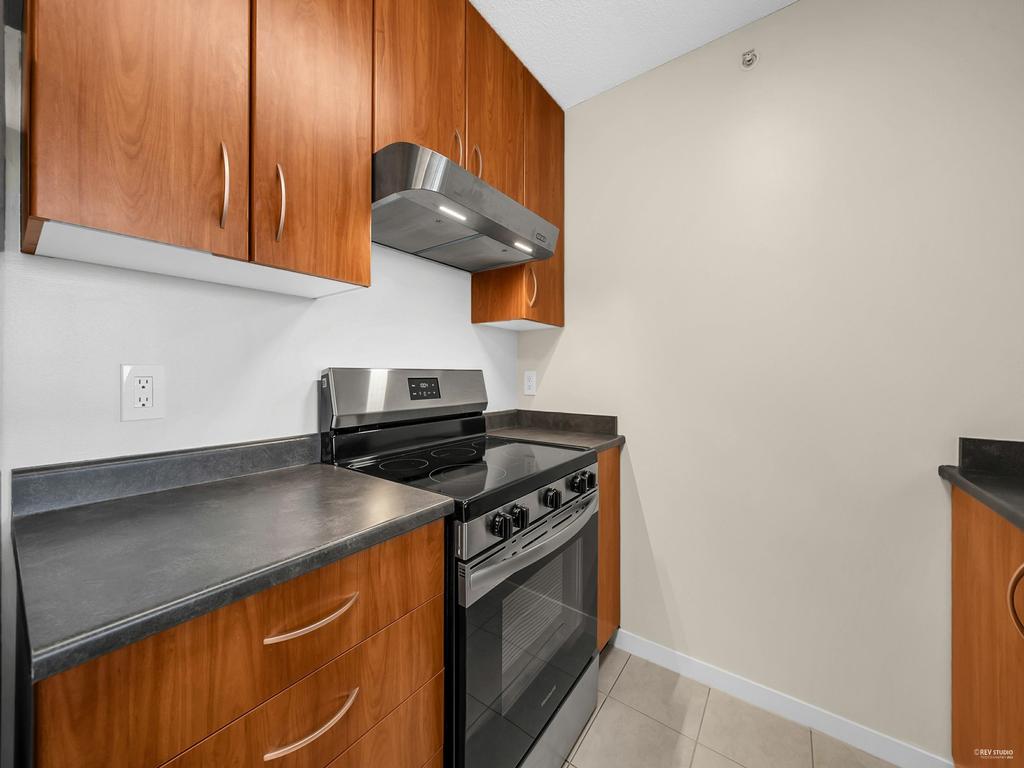 Listing Image for R3101101